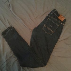 *FREE* Lucky Brand Sofia Skinny Jeans